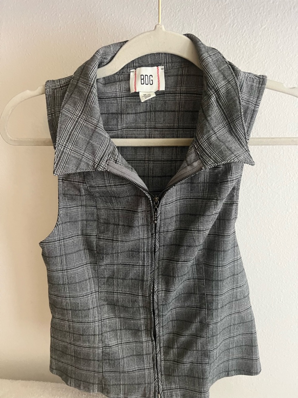 Urban Outfitters Gray Plaid Zip Front Sleeveless Top